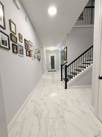 Image No.30-6 Bed House for sale