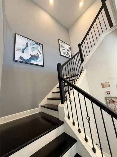 Image No.31-6 Bed House for sale