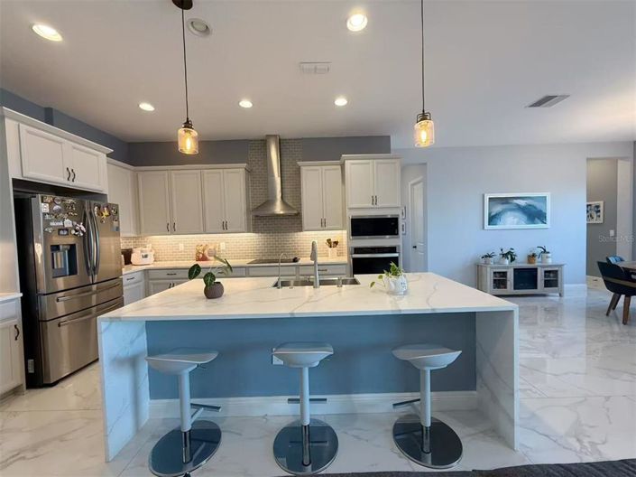 Image No.7-6 Bed House for sale