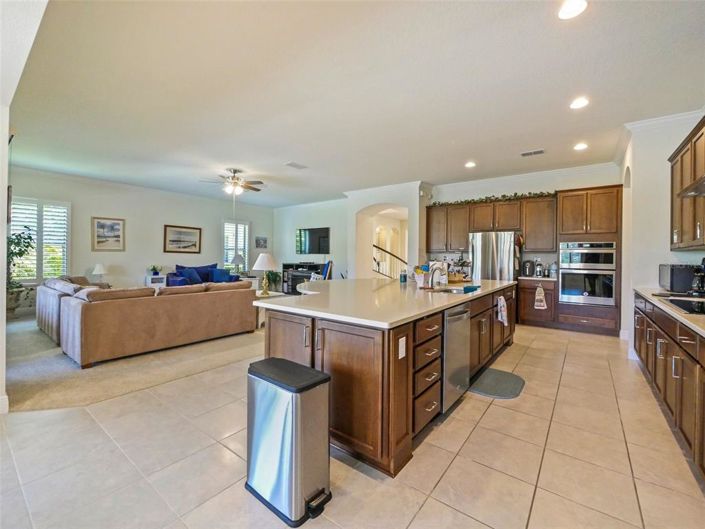 Image No.26-6 Bed House for sale