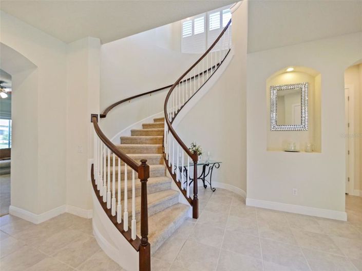 Image No.33-6 Bed House for sale