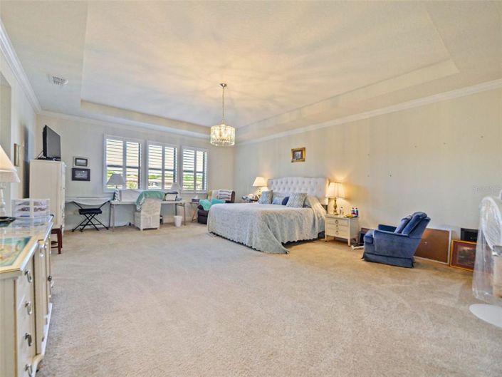 Image No.38-6 Bed House for sale