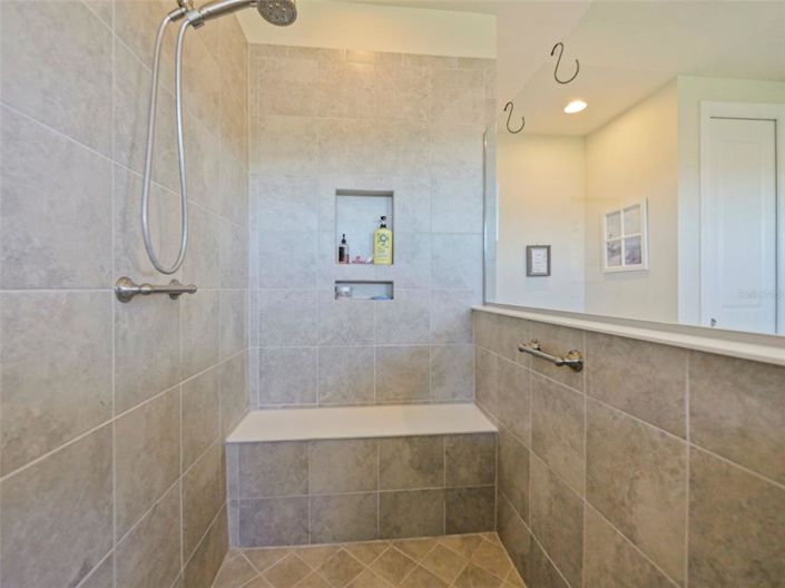 Image No.44-6 Bed House for sale