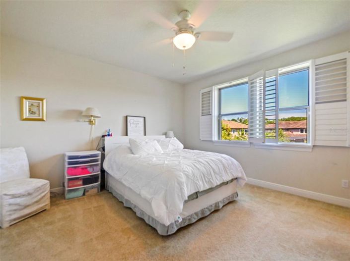 Image No.47-6 Bed House for sale