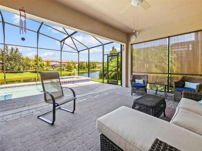 Image No.53-6 Bed House for sale