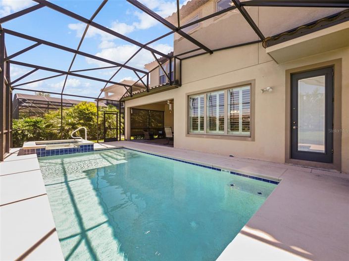 Image No.56-6 Bed House for sale