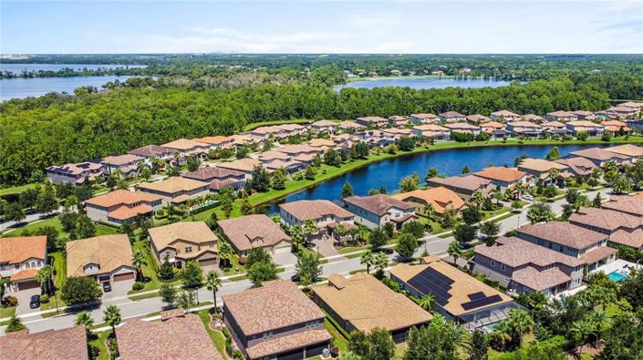 Image No.8-6 Bed House for sale