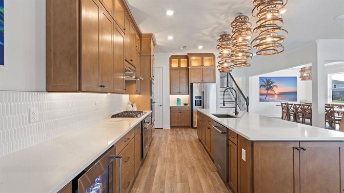 Image No.13-6 Bed House for sale