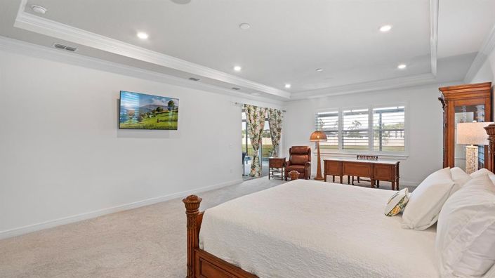 Image No.19-6 Bed House for sale