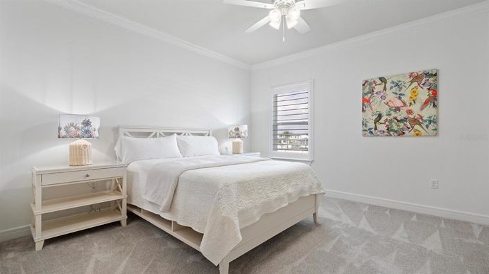 Image No.36-6 Bed House for sale