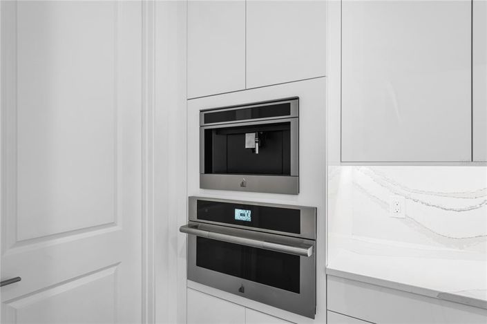 Image No.14-6 Bed House for sale