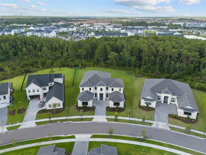 Image No.2-6 Bed House for sale