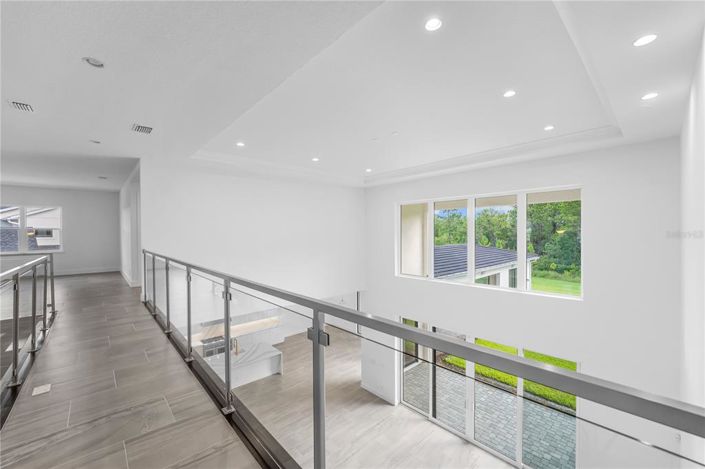 Image No.31-6 Bed House for sale