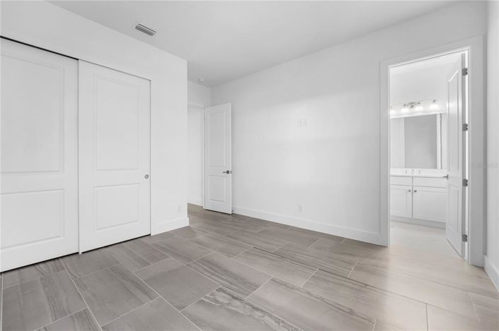 Image No.37-6 Bed House for sale