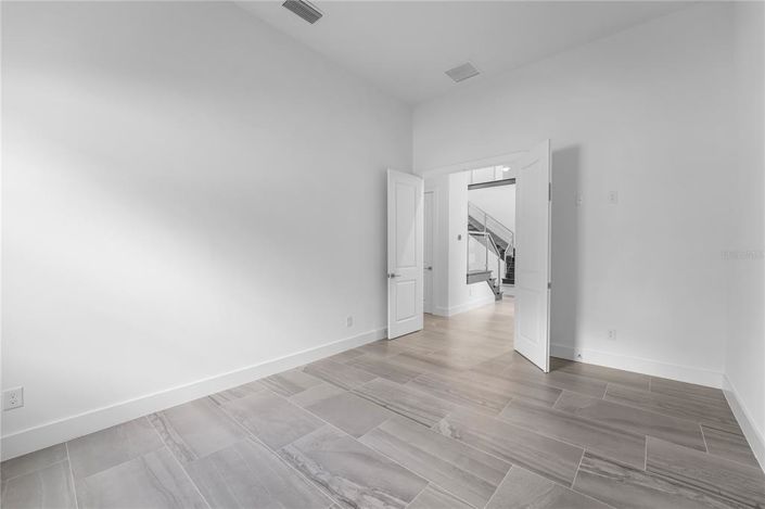 Image No.46-6 Bed House for sale