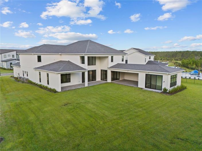 Image No.55-6 Bed House for sale