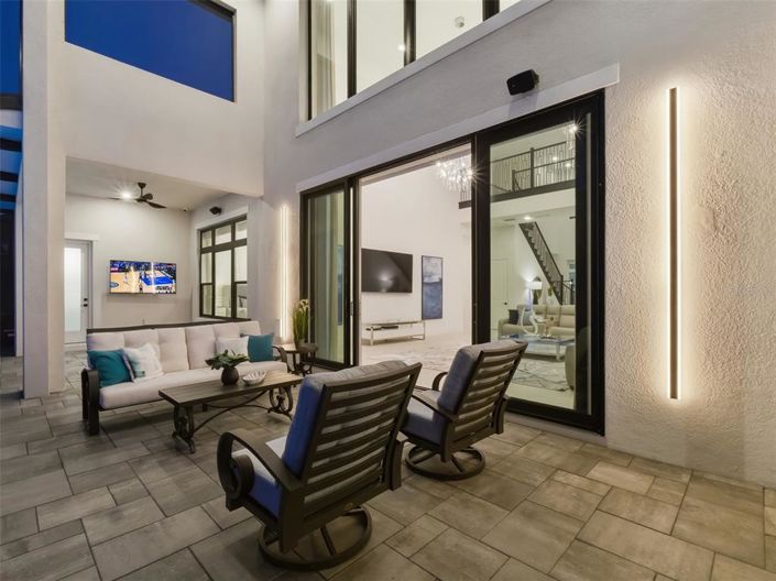 Image No.12-5 Bed House for sale