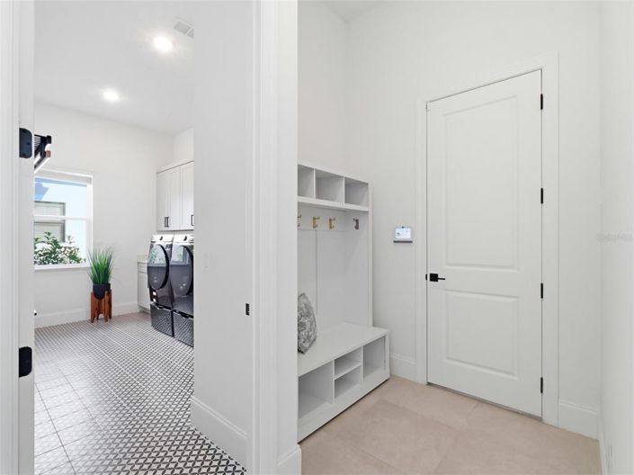 Image No.21-5 Bed House for sale