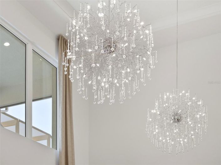 Image No.28-5 Bed House for sale