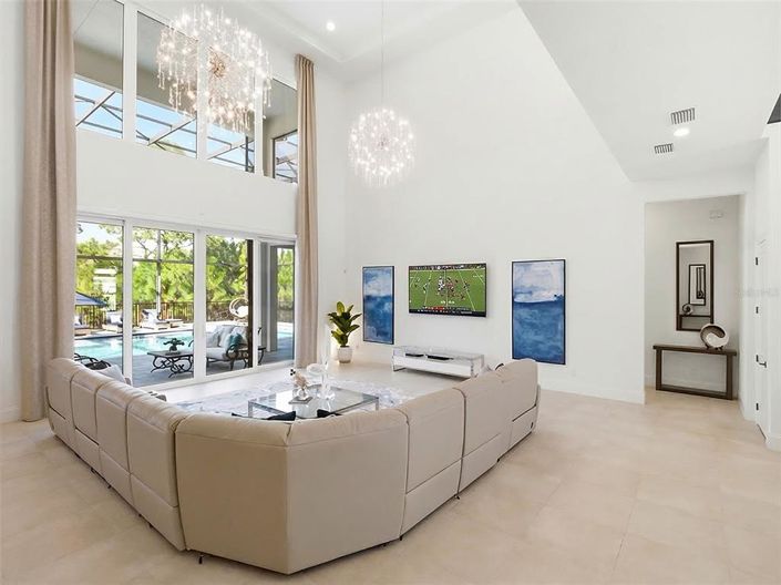 Image No.29-5 Bed House for sale