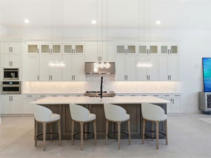 Image No.37-5 Bed House for sale