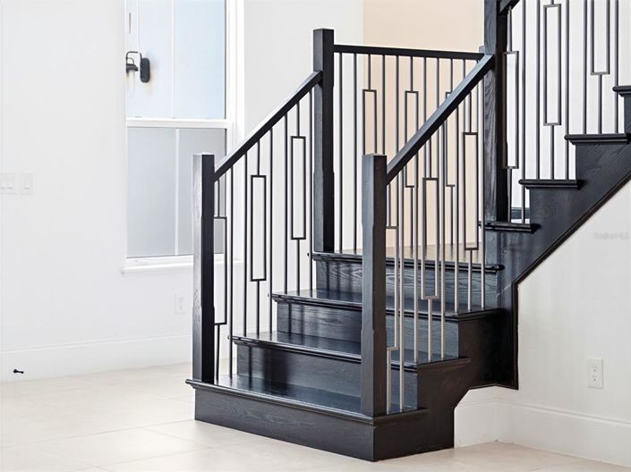 Image No.57-5 Bed House for sale