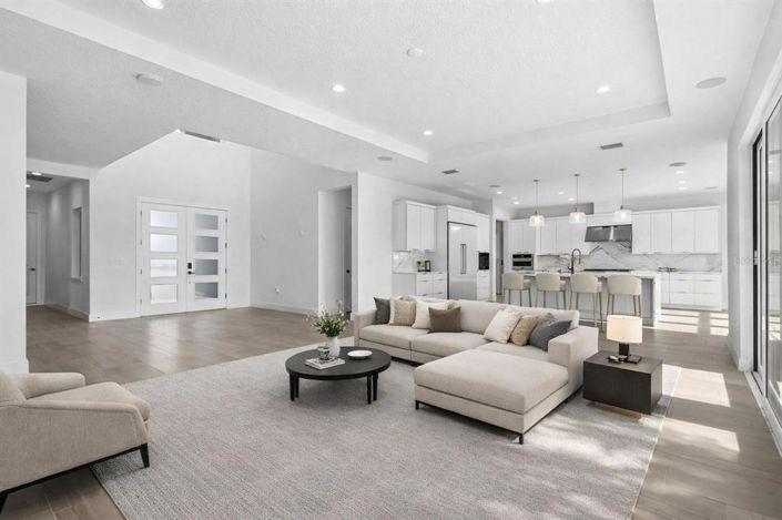 Image No.10-4 Bed House for sale