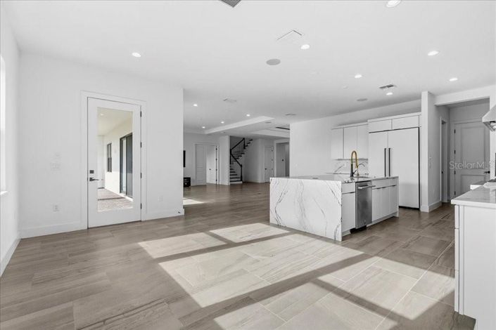 Image No.21-4 Bed House for sale