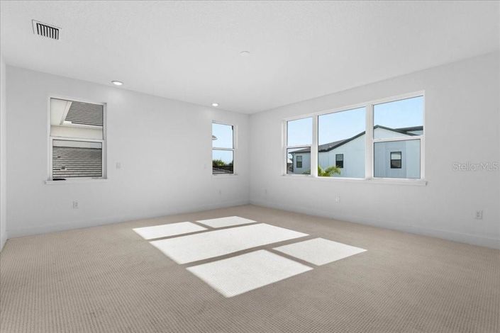 Image No.25-4 Bed House for sale