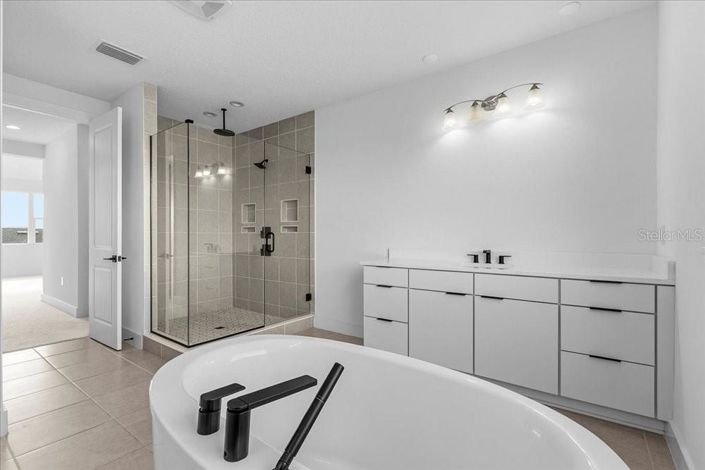 Image No.31-4 Bed House for sale