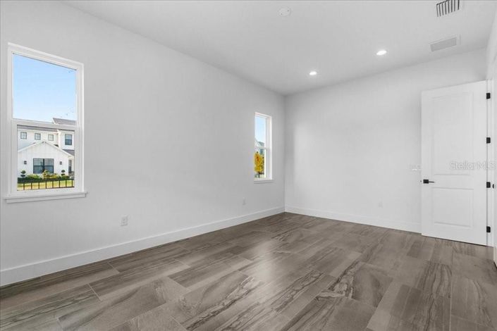 Image No.39-4 Bed House for sale