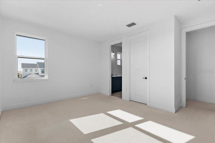 Image No.44-4 Bed House for sale