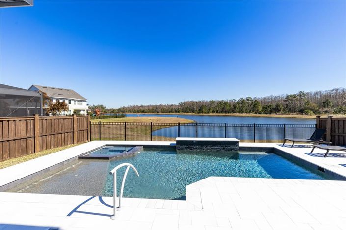 Image No.37-5 Bed House for sale