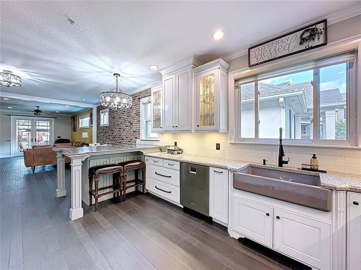 Image No.19-3 Bed House for sale