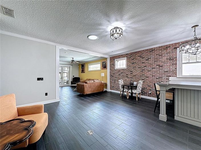 Image No.22-3 Bed House for sale