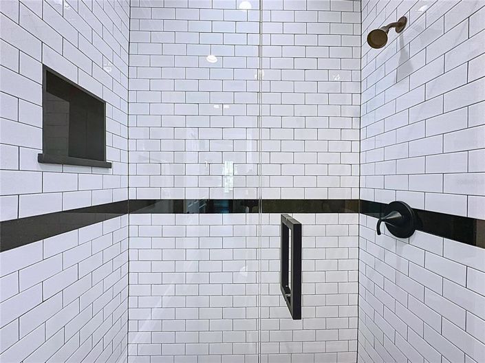 Image No.30-3 Bed House for sale