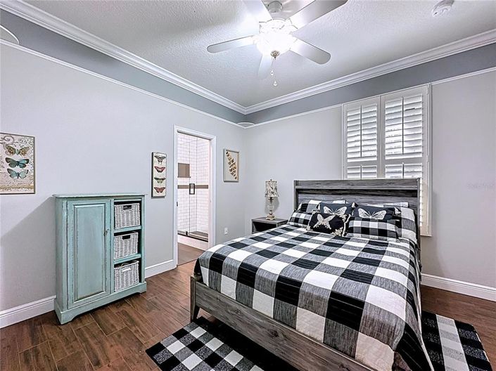 Image No.32-3 Bed House for sale