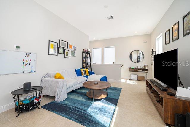 Image No.38-5 Bed House for sale