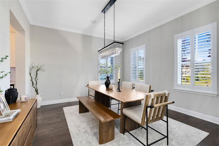 Image No.12-5 Bed House for sale