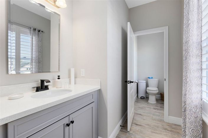 Image No.19-5 Bed House for sale