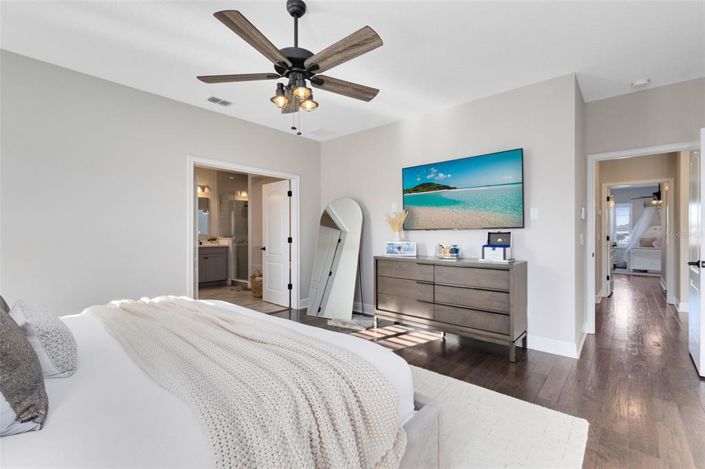 Image No.26-5 Bed House for sale