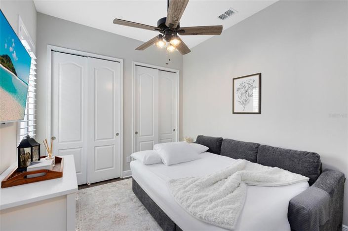 Image No.33-5 Bed House for sale