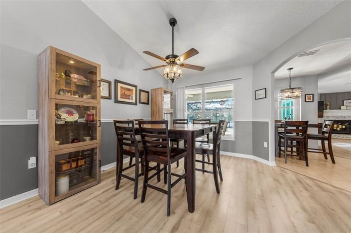 Image No.5-Maison de 4 chambres à vendre à Saint John