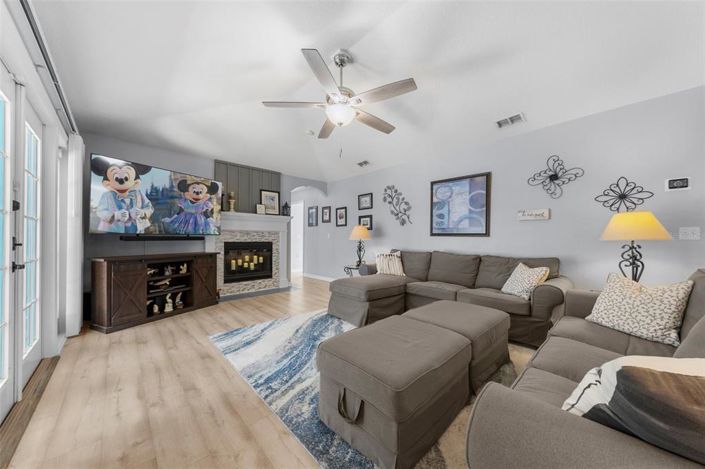 Image No.8-Maison de 4 chambres à vendre à Saint John