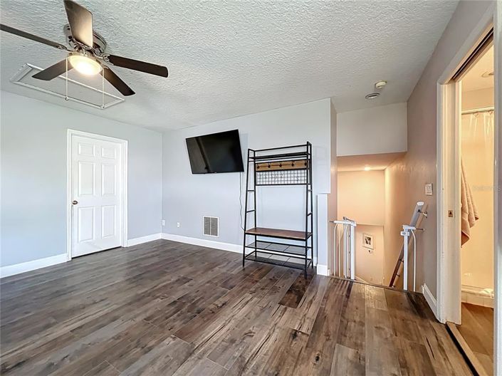 Image No.32-5 Bed House for sale