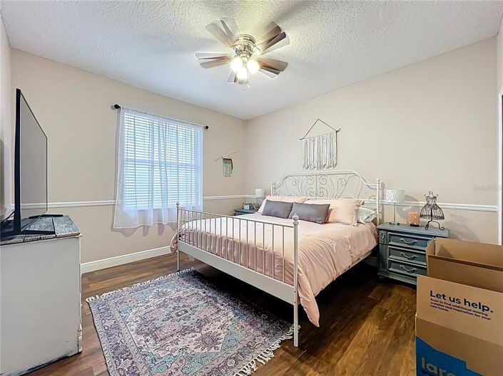 Image No.49-5 Bed House for sale