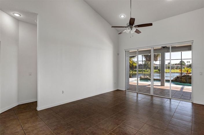 Image No.19-Maison de 4 chambres à vendre à Saint John