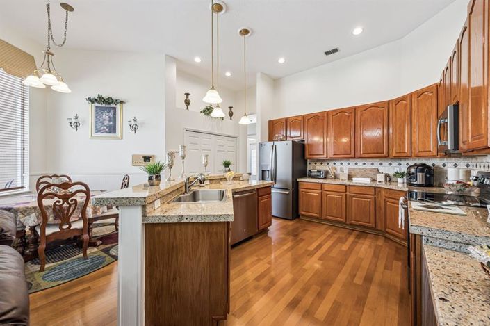 Image No.13-5 Bed House for sale