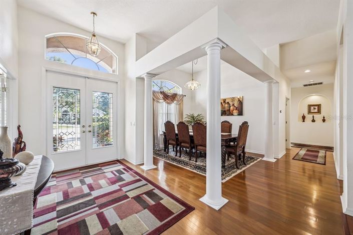 Image No.6-5 Bed House for sale