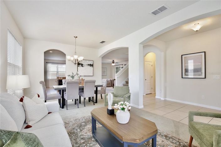 Image No.6-4 Bed House for sale